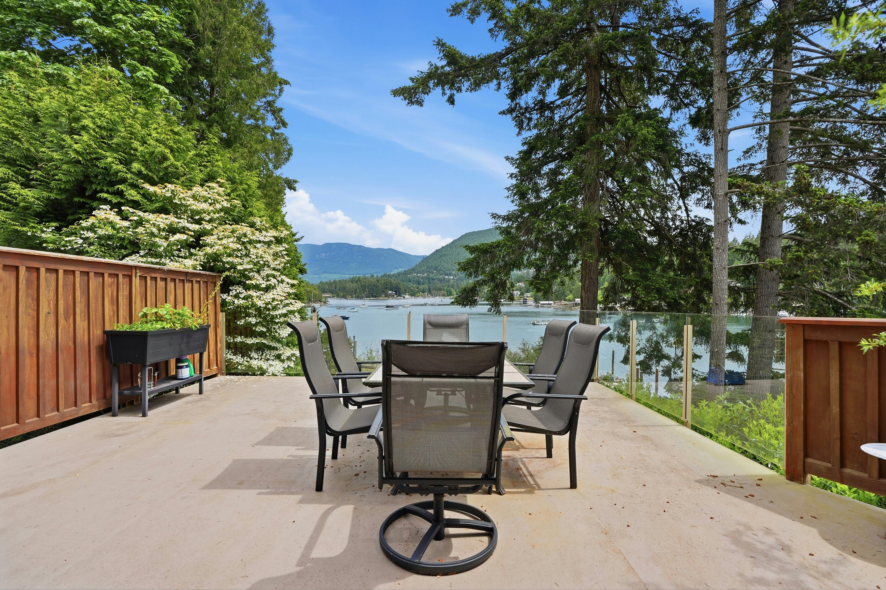 4371 Francis Peninsula Road, Pender Harbour Egmont, BC, V0N 2H1 - 4