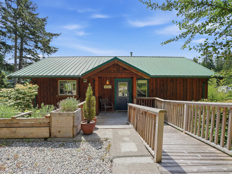 4371 Francis Peninsula Road, Pender Harbour Egmont, BC, V0N 2H1 - 2