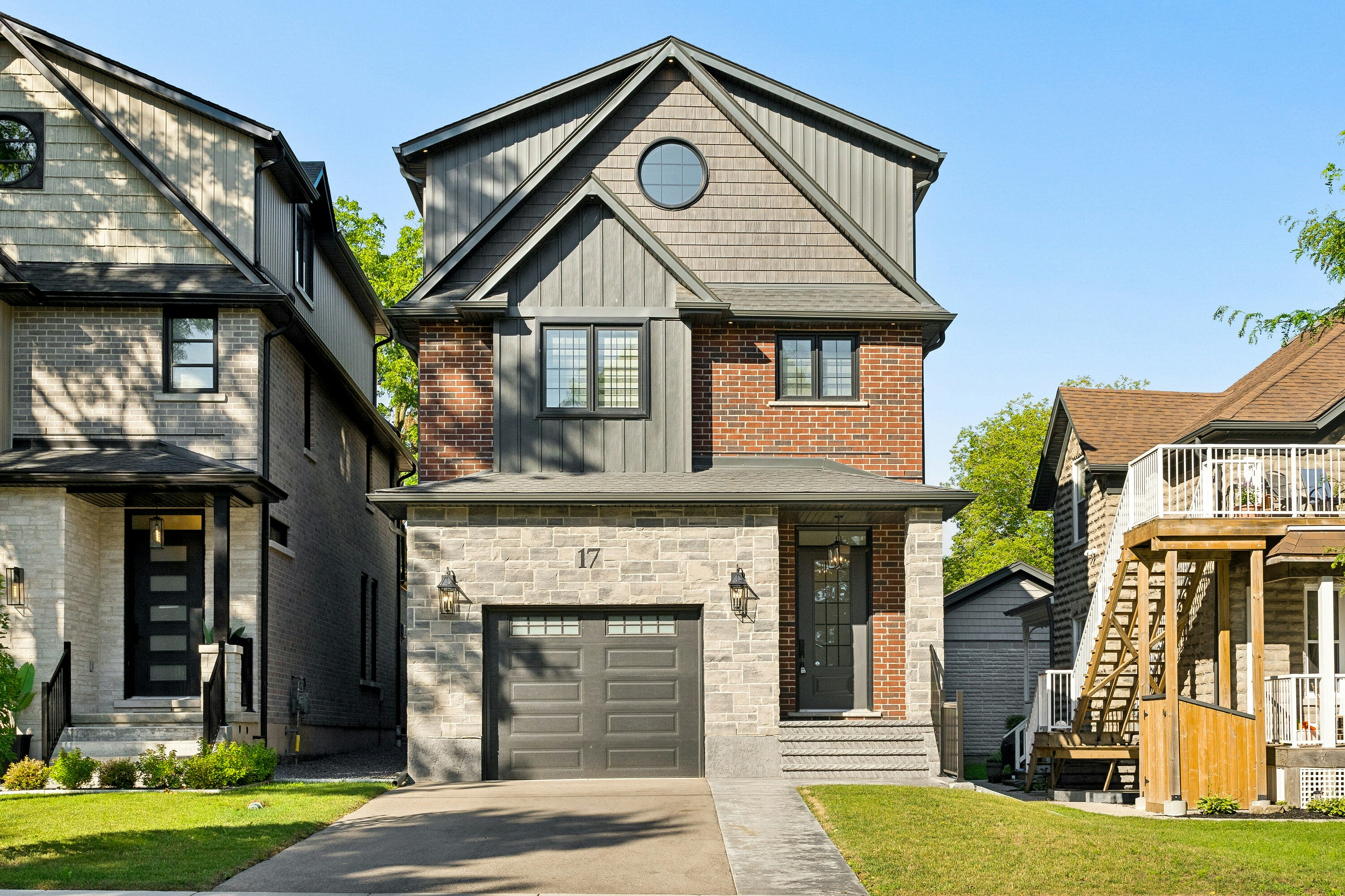 17 Avondale Avenue S, Waterloo, ON, N2L 2B5