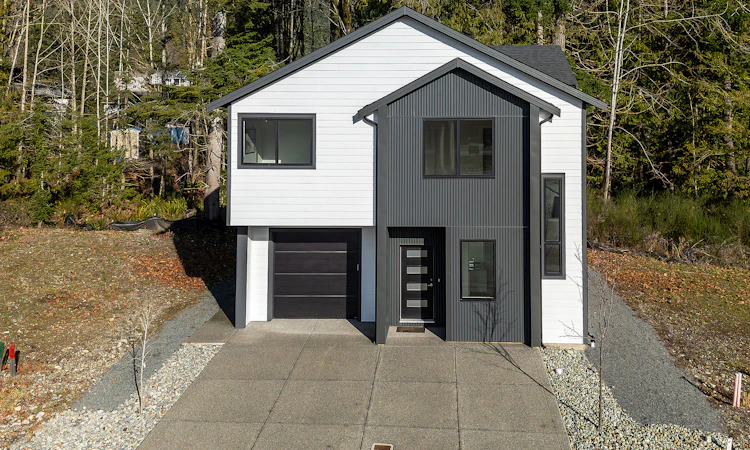 118 Plante Crescent