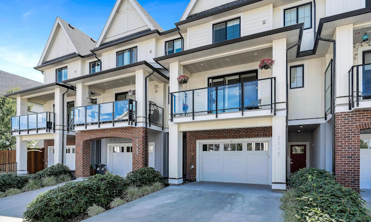 2995 Burlington Crescent