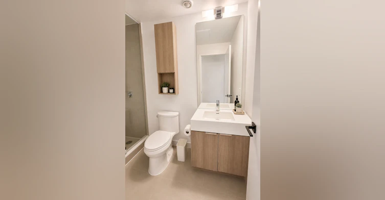 60 Tannery 509 Road, Toronto, ON, M5A 0S8 - 9