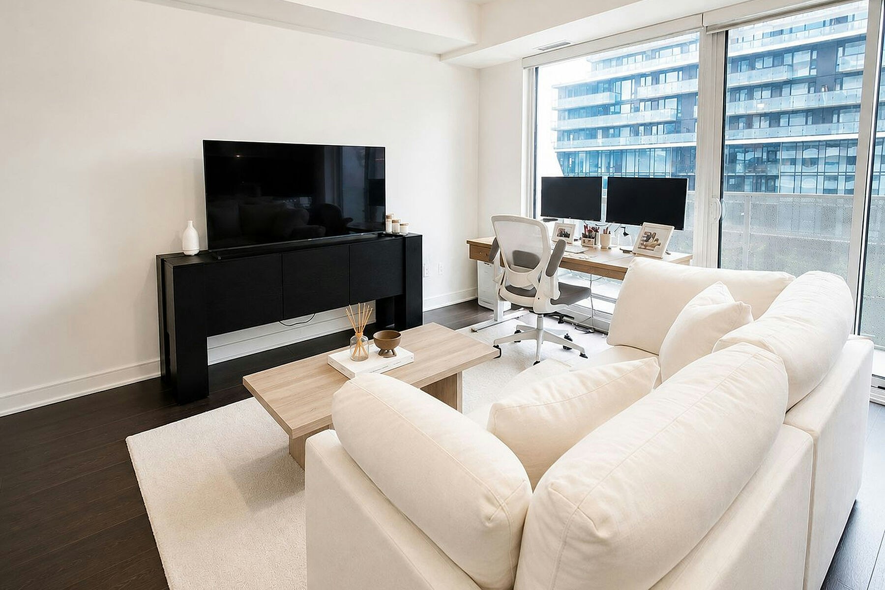 60 Tannery 509 Road, Toronto, ON, M5A 0S8 - 15