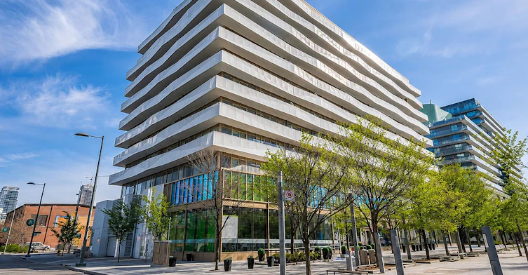 60 Tannery 509 Road, Toronto, ON, M5A 0S8 - 2