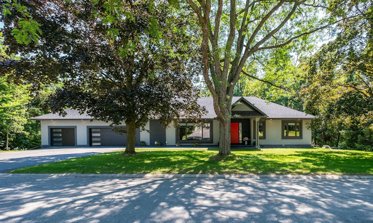 1 Gaywood Gardens