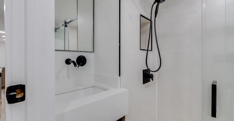 Bsmt-120 Glenlake Avenue, Toronto, ON, M6P 1E5 - 16