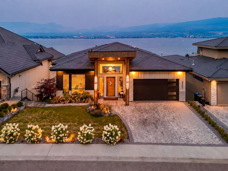 2585 Casa Palmero Drive, West Kelowna, BC, V1Z 4B1