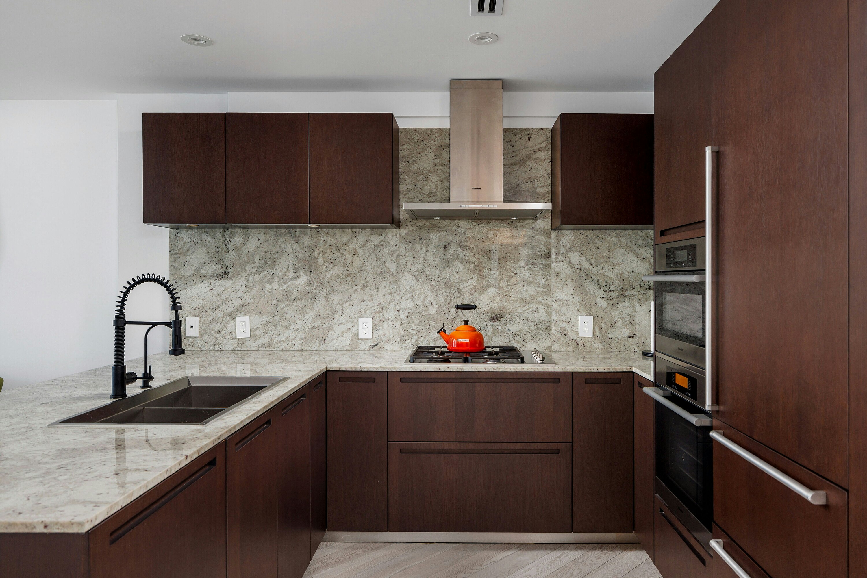 2802-180 University Avenue, Toronto, ON, M5H 0A2 - 20
