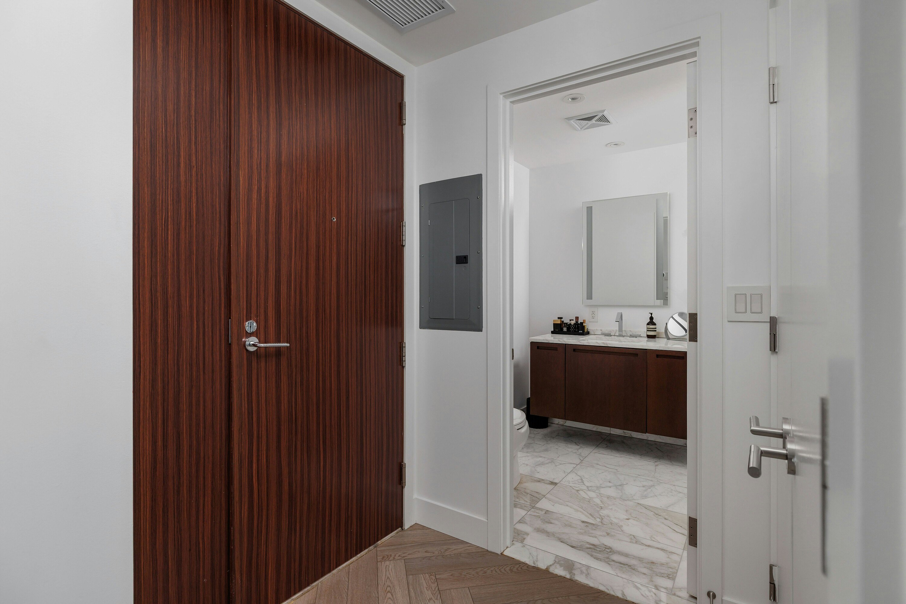 2802-180 University Avenue, Toronto, ON, M5H 0A2 - 31