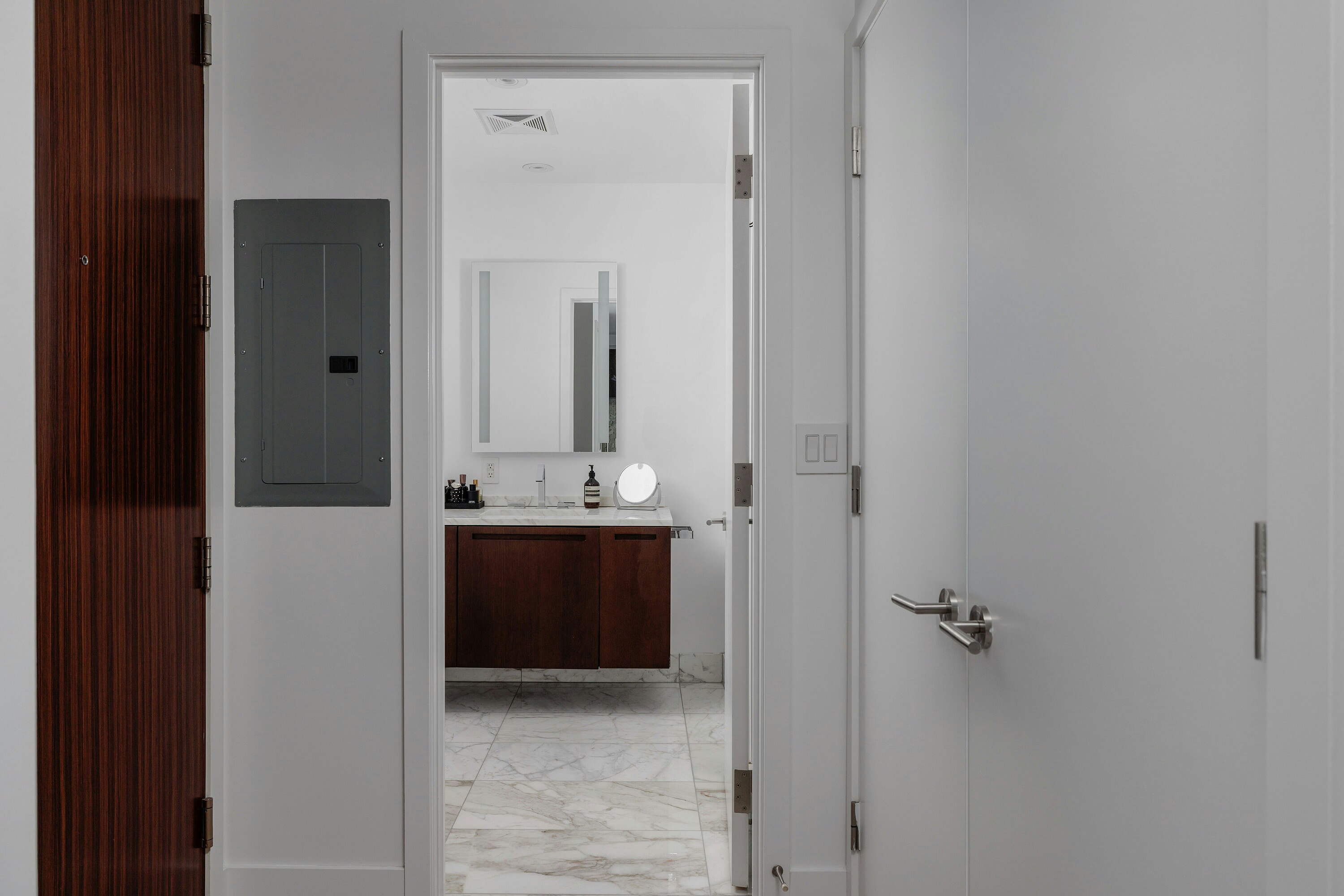 2802-180 University Avenue, Toronto, ON, M5H 0A2 - 30