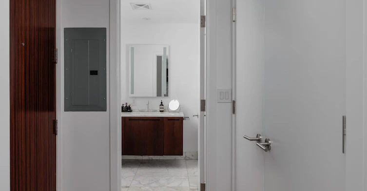 2802-180 University Avenue, Toronto, ON, M5H 0A2 - 30