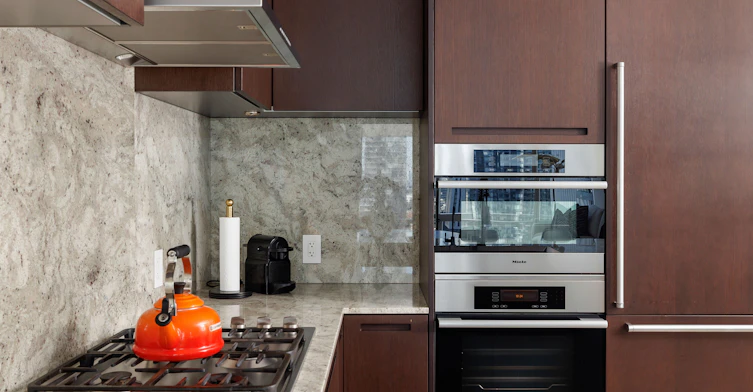 2802-180 University Avenue, Toronto, ON, M5H 0A2 - 21