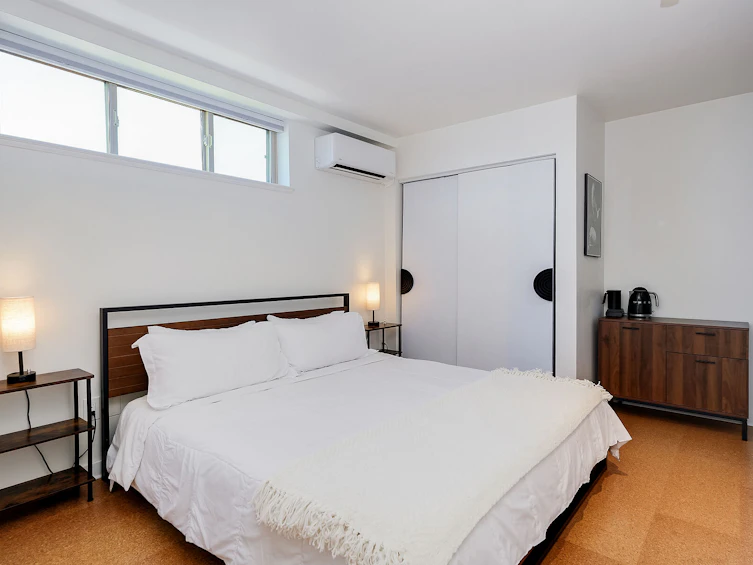 1-532 1/2 Fisgard Street, Victoria, BC, V8W 1R4 - 18