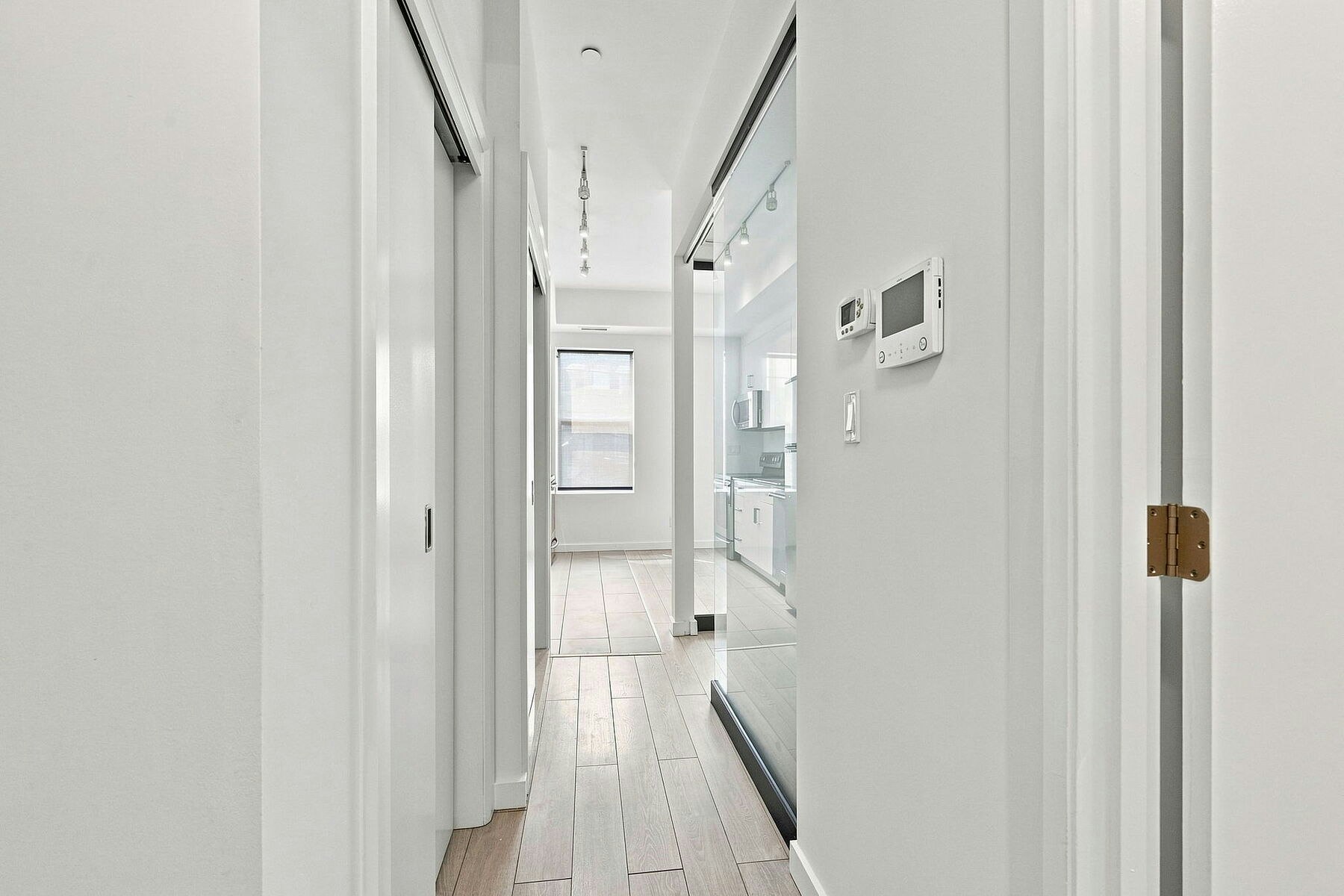 201-433 Parliament Street, Toronto, ON, M5A 3A1 - 9