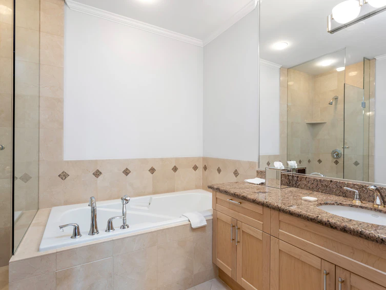 PH2-1777 Bayshore Drive, Vancouver, BC, V6G 3H2 - 32