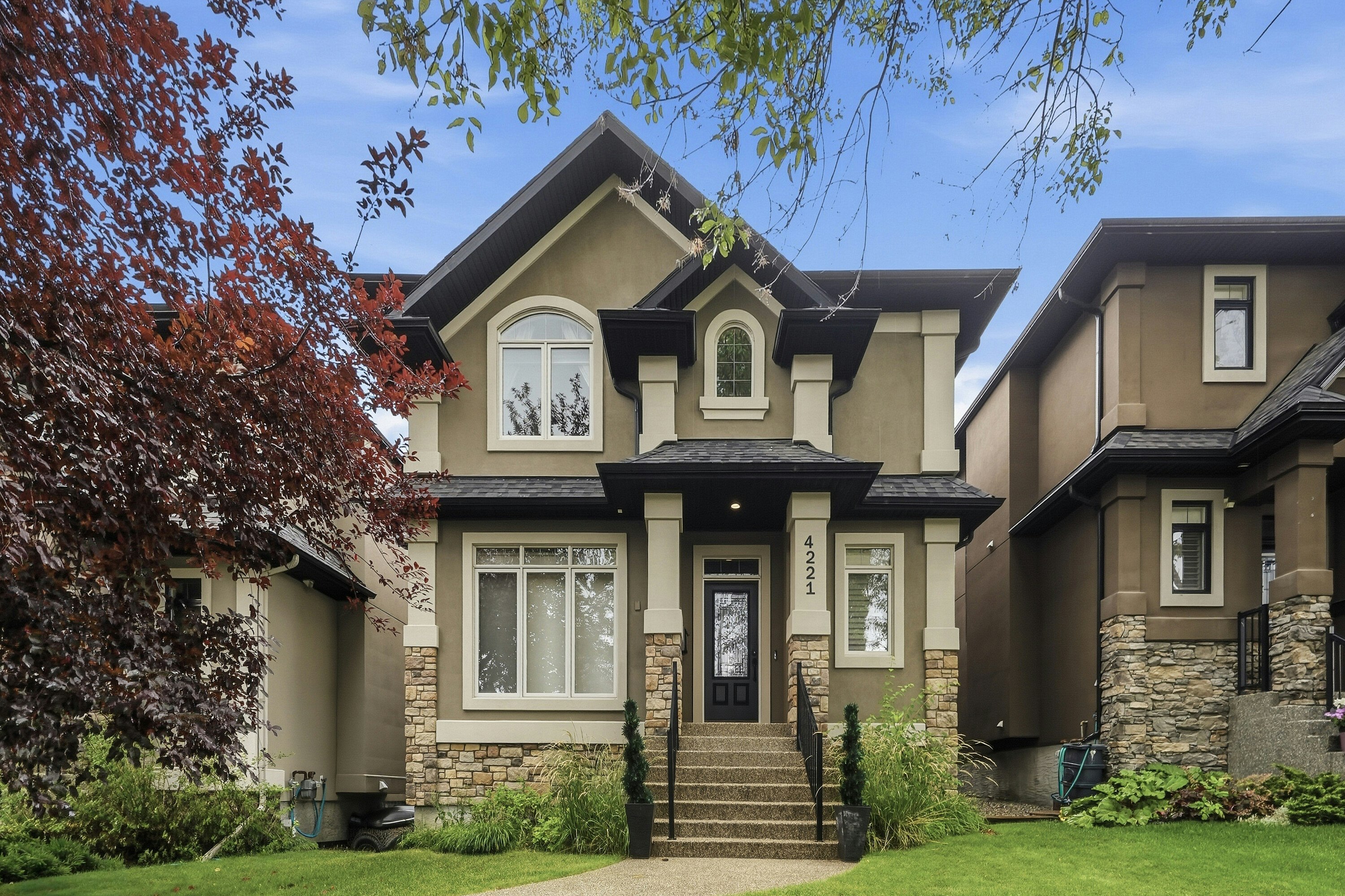 4221 17 Street SW, Calgary, AB, T2T 4P7