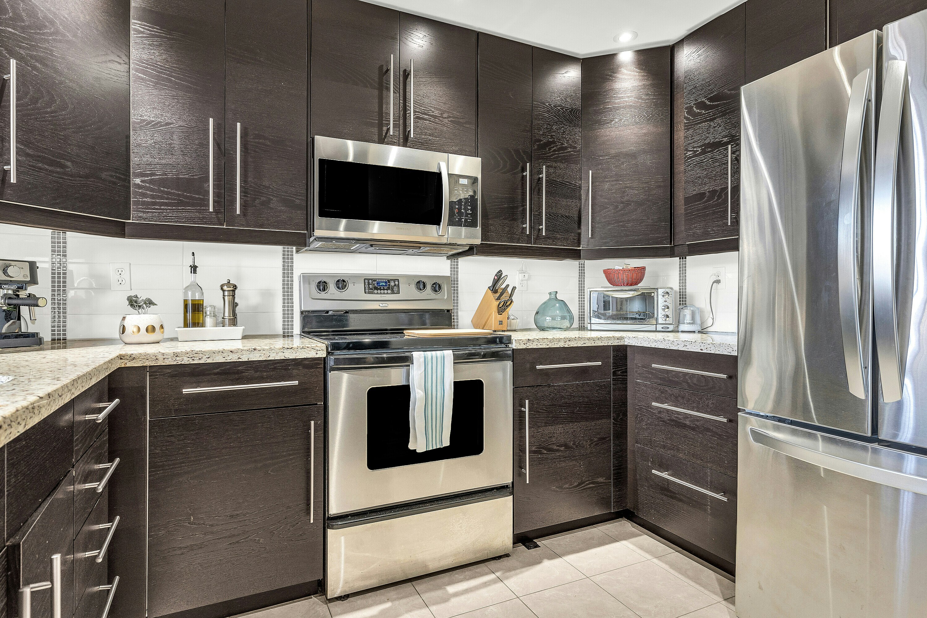 PH7-460 Westview Street, Coquitlam, BC, V3K 6C9 - 13