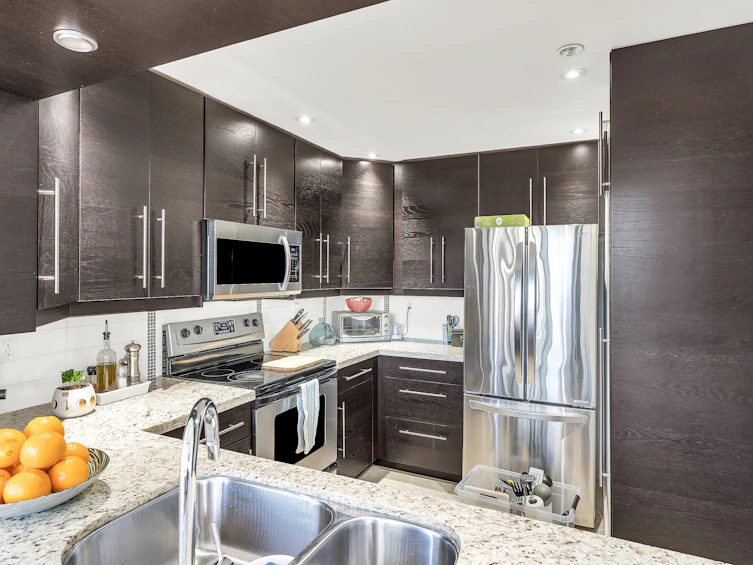 PH7-460 Westview Street, Coquitlam, BC, V3K 6C9 - 11