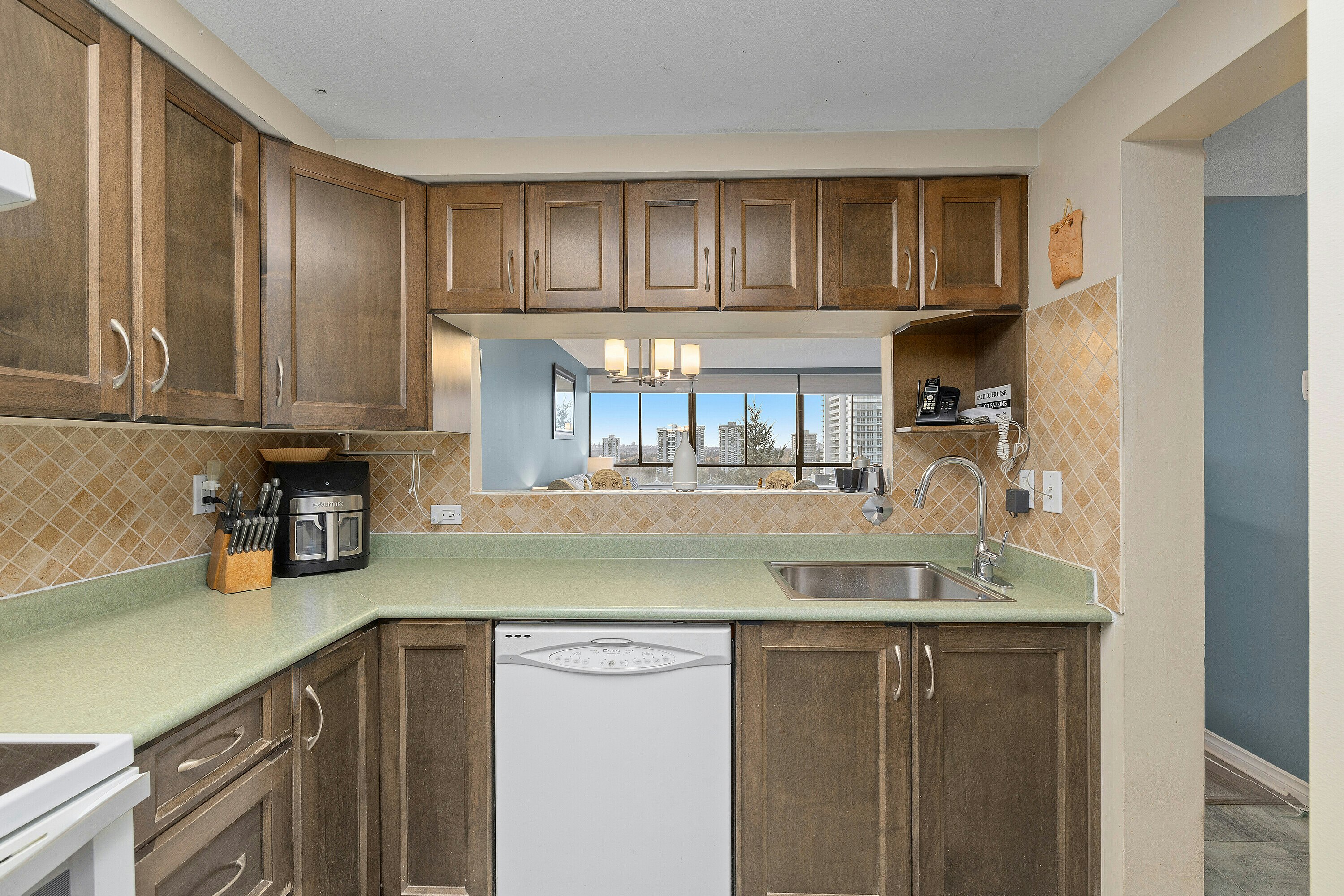 1103-460 Westview Street, Coquitlam, BC, V3K 6C9 - 10