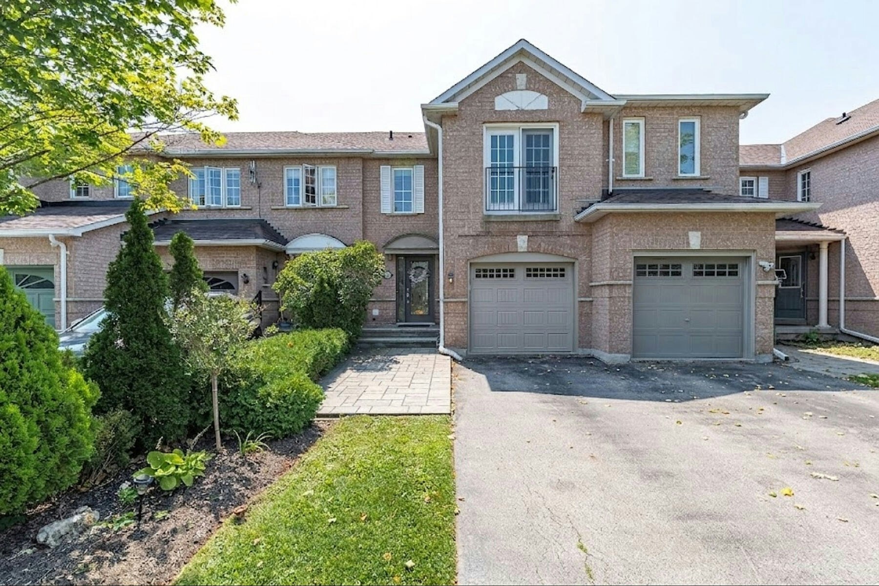 339 Ravineview Way, Oakville, ON, L6H 6S6