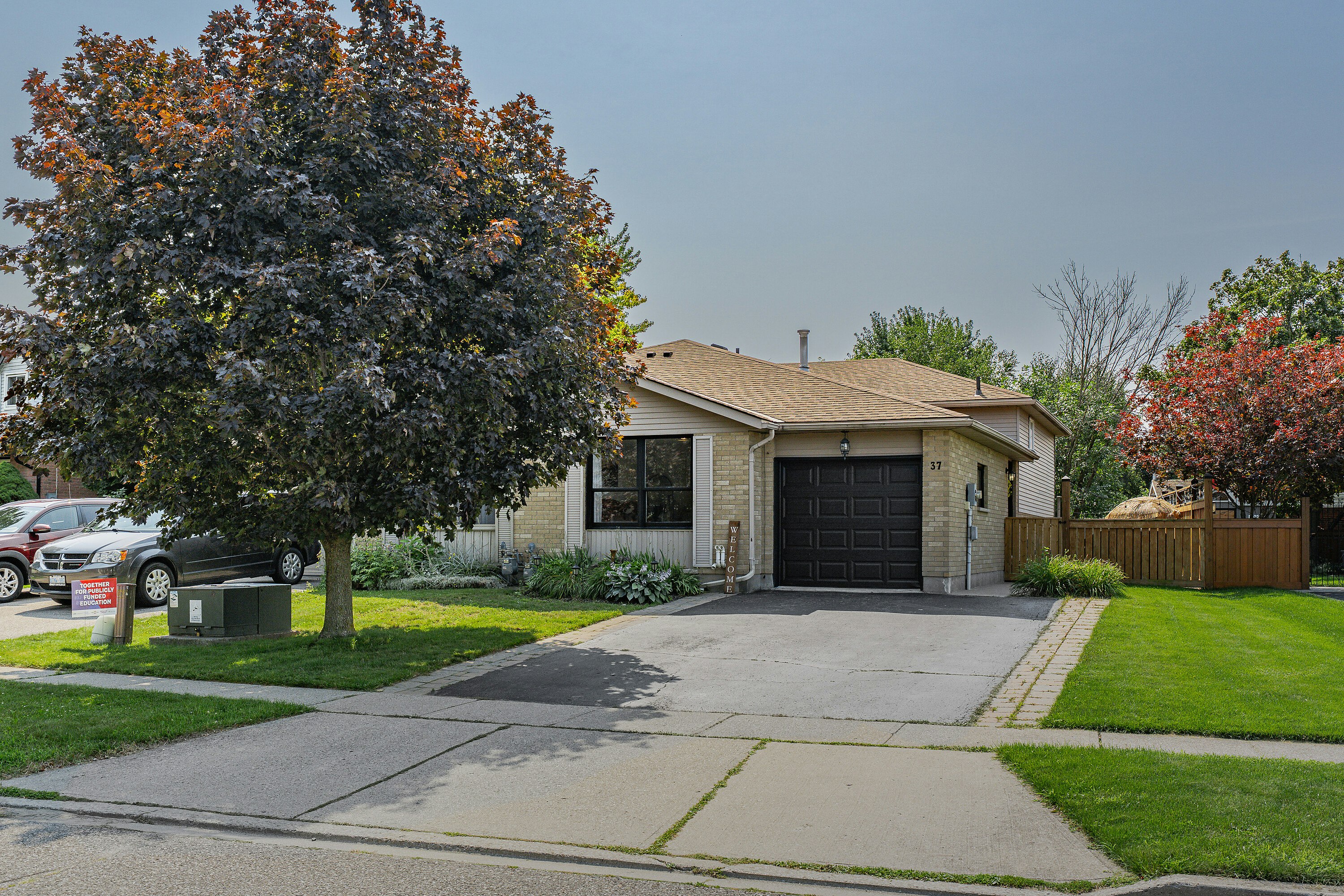 37 Sandalwood Drive, Cambridge, ON, N1P 1A9