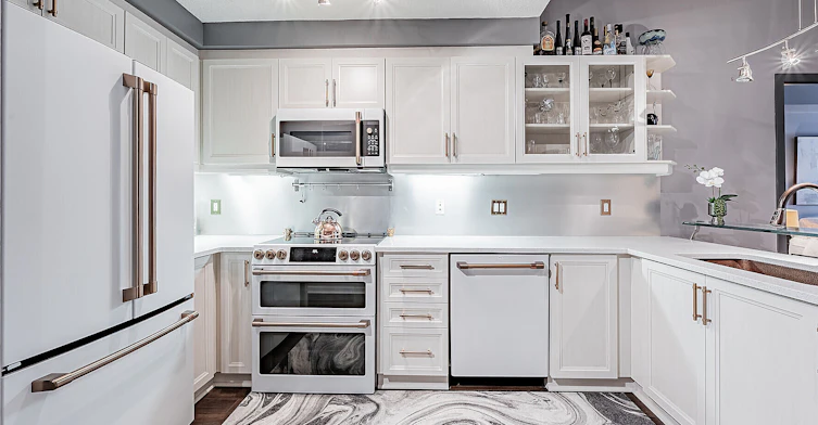 106W UP-500 Queens Quay W, Toronto, ON, M5V 3K8 - 4