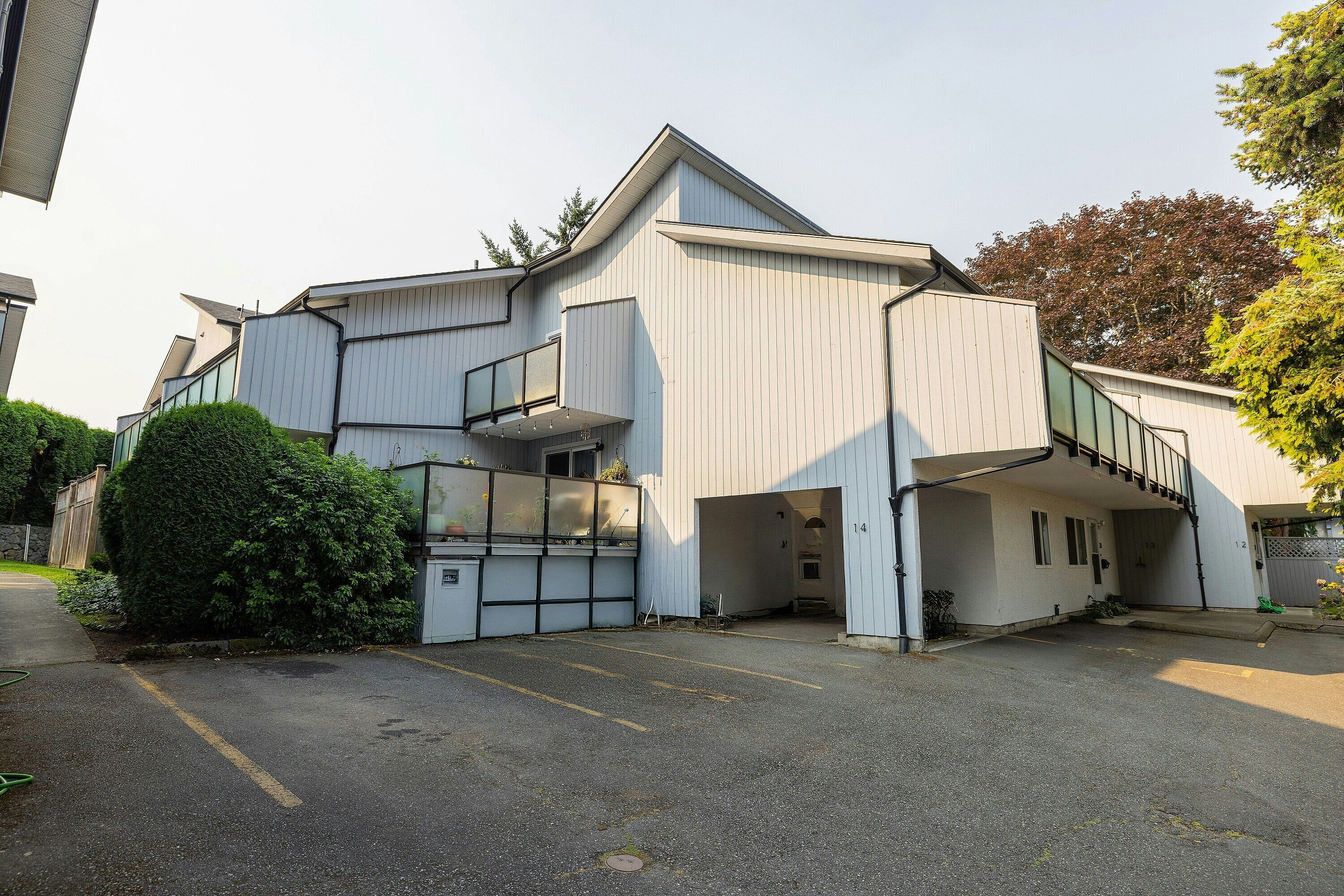 14-3230 Rutledge Street, Saanich, BC, V8X 1N7