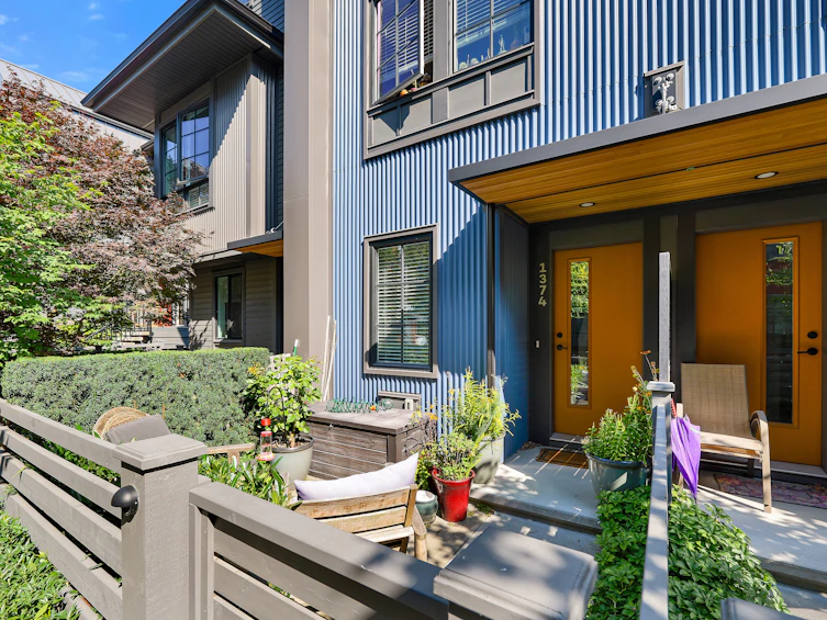 1374 Marinaside Place, Squamish, BC, V8B 1A8