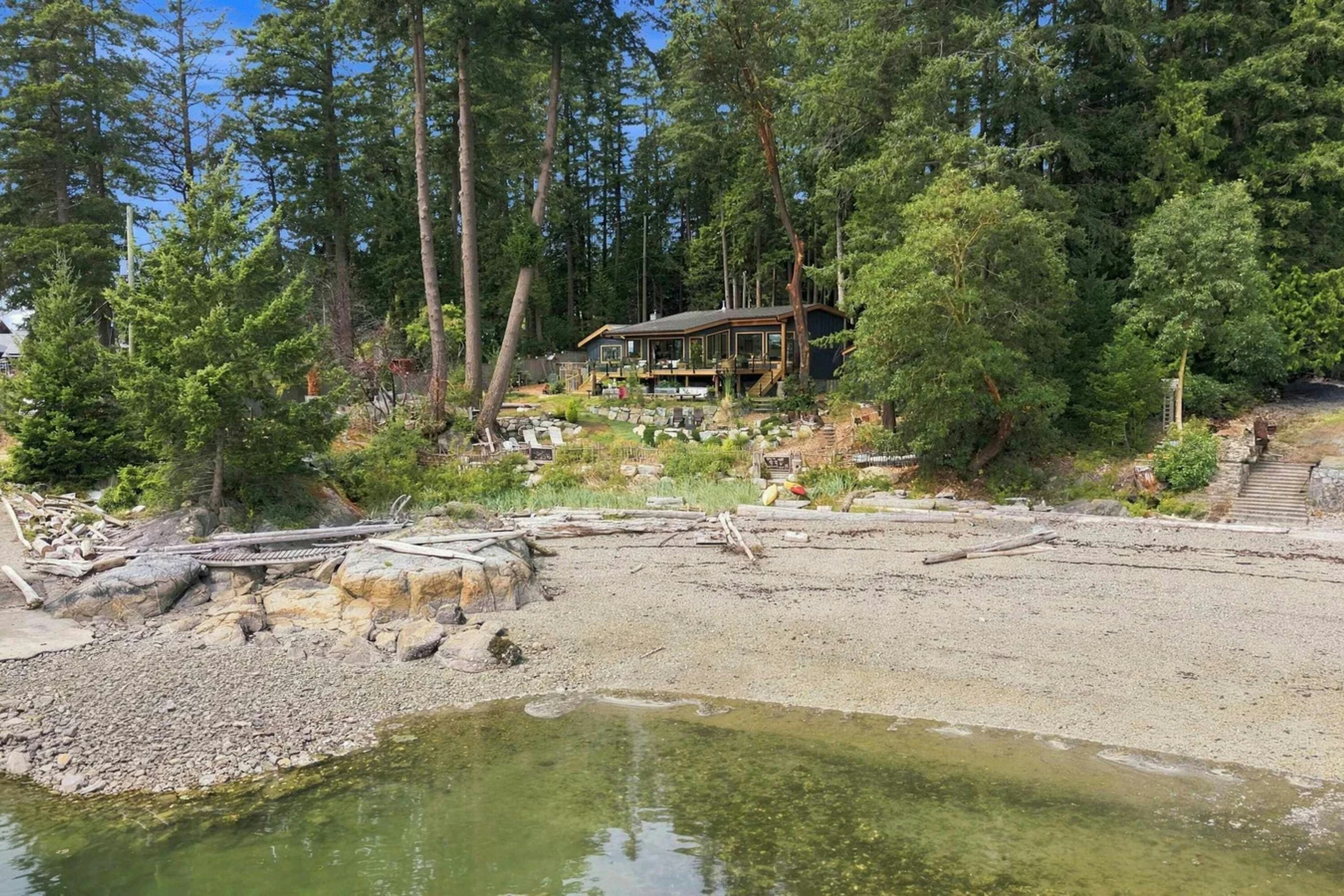 9219 Hydaway Road, Halfmoon Bay, BC, V7Z 1B4