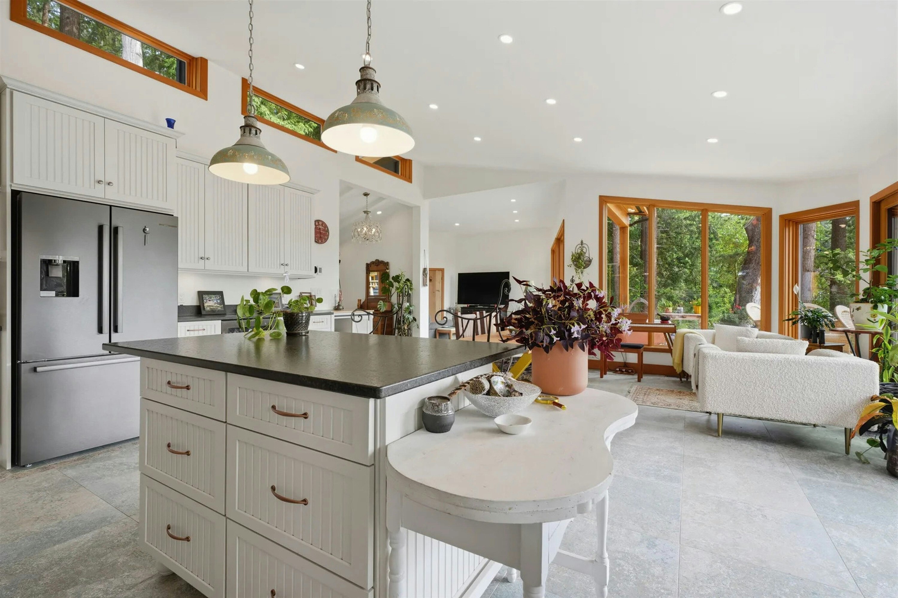 9219 Hydaway Road, Halfmoon Bay, BC, V7Z 1B4 - 15