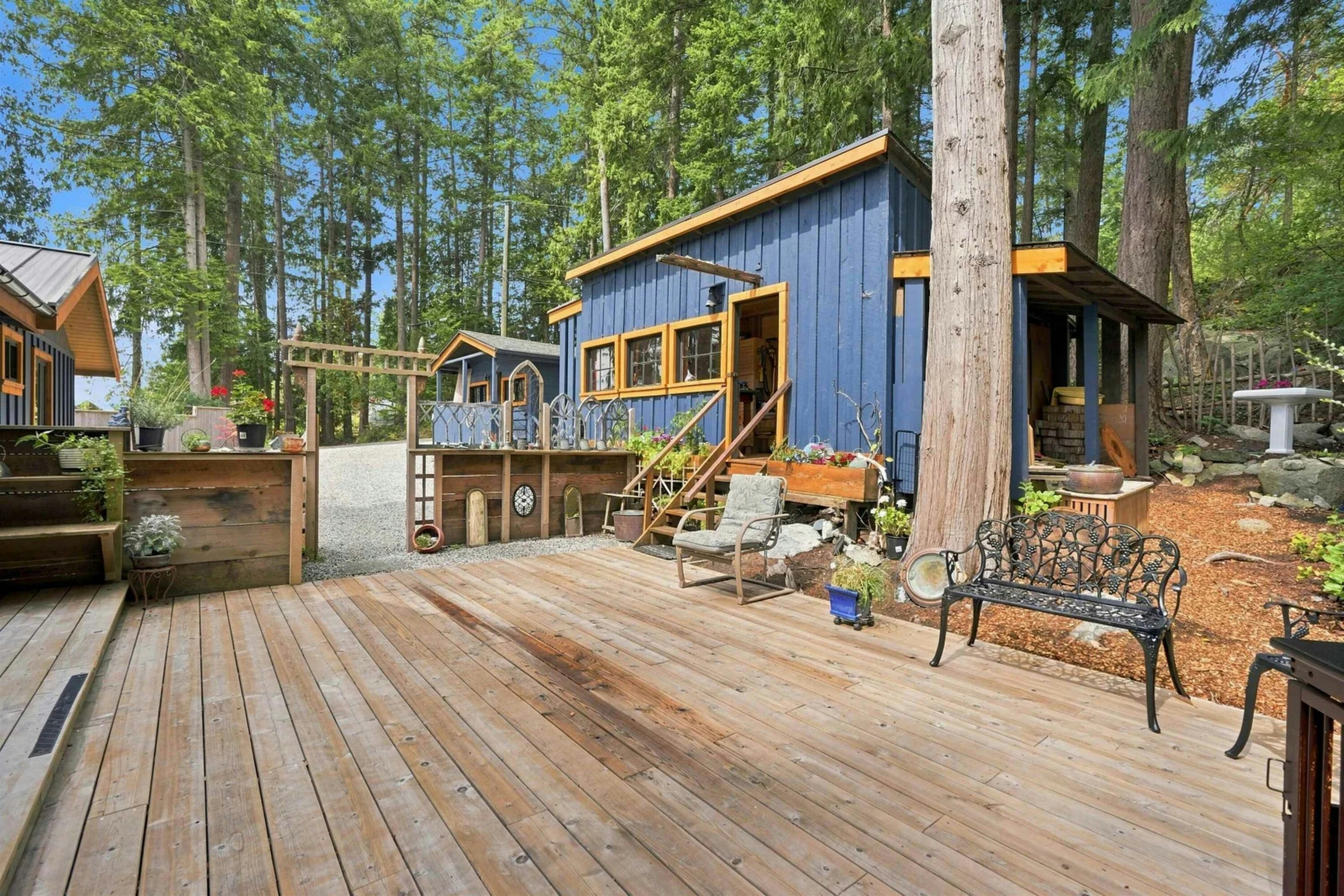 9219 Hydaway Road, Halfmoon Bay, BC, V7Z 1B4 - 28