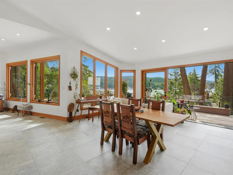 9219 Hydaway Road, Halfmoon Bay, BC, V7Z 1B4 - 18