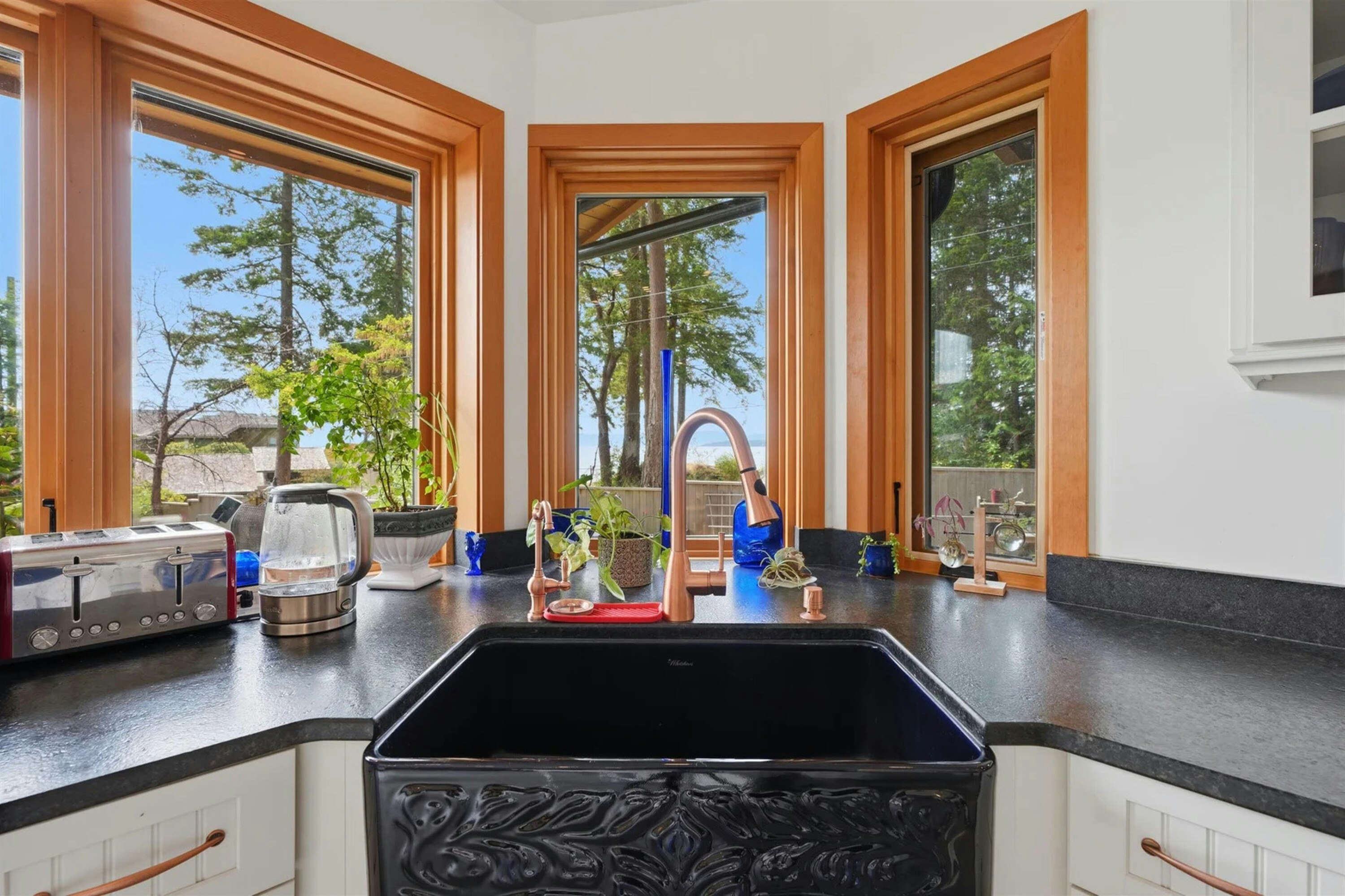 9219 Hydaway Road, Halfmoon Bay, BC, V7Z 1B4 - 13