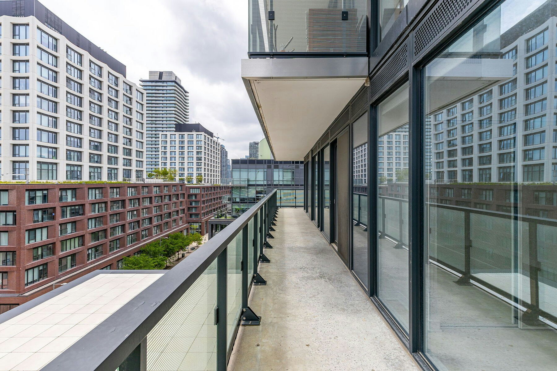 S808-180 Mill Street, Toronto, ON, M5A 0V7 - 21