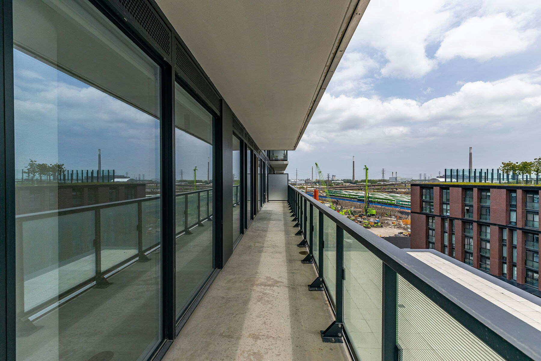 S808-180 Mill Street, Toronto, ON, M5A 0V7 - 25