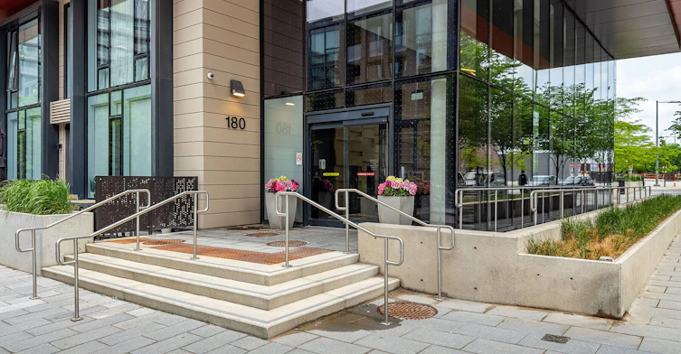 S808-180 Mill Street, Toronto, ON, M5A 0V7 - 2