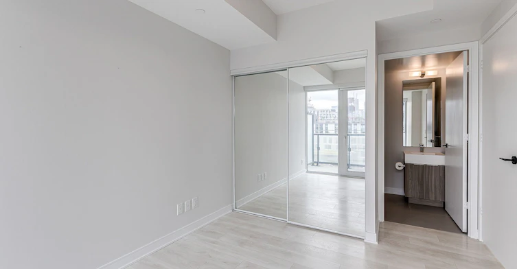 S808-180 Mill Street, Toronto, ON, M5A 0V7 - 13
