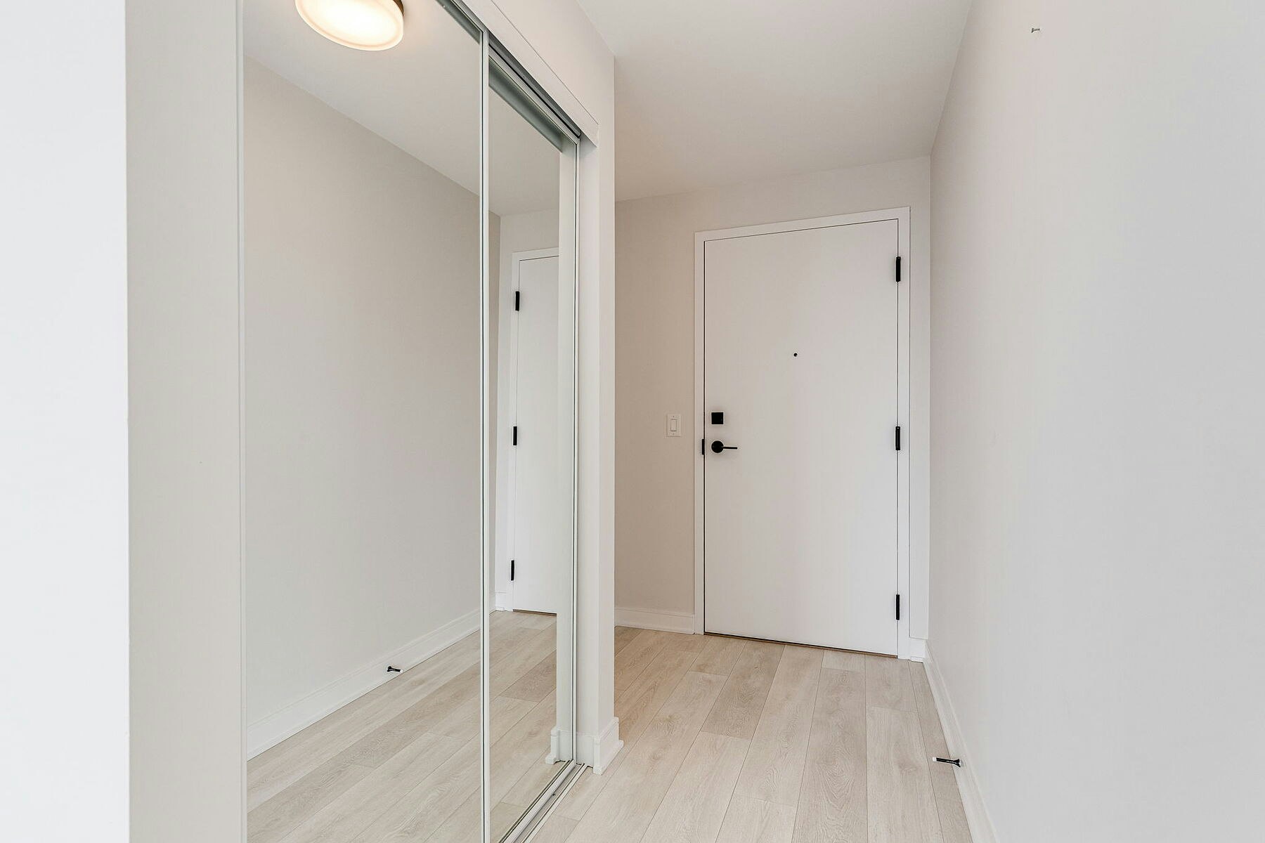 S808-180 Mill Street, Toronto, ON, M5A 0V7 - 18