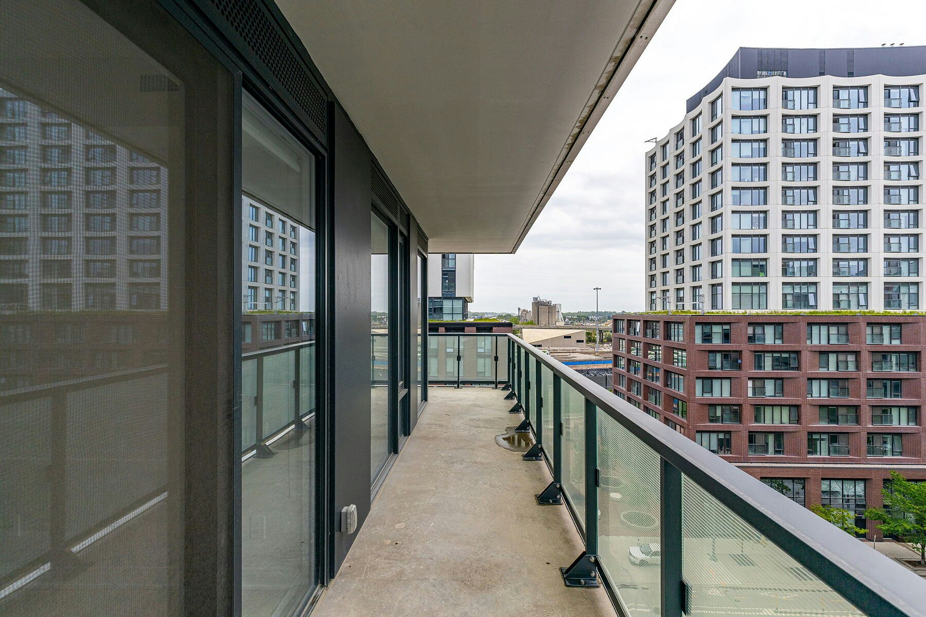 S808-180 Mill Street, Toronto, ON, M5A 0V7 - 28