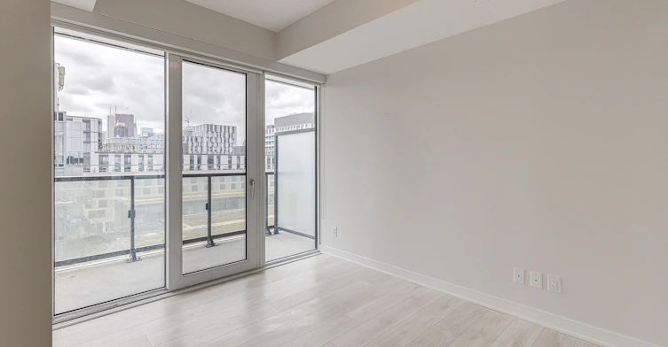 S808-180 Mill Street, Toronto, ON, M5A 0V7 - 12