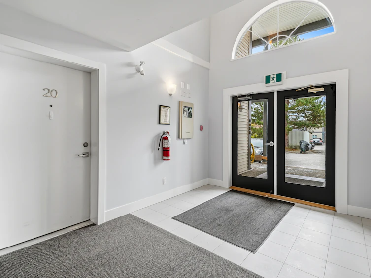 689 Park 20 Road, Gibsons, BC, V0N 1V7 - 8