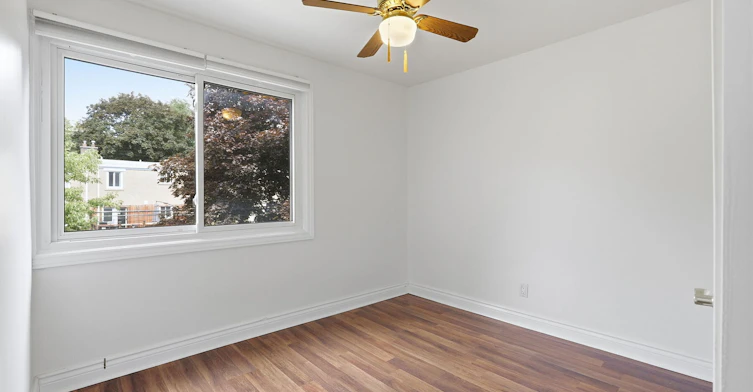26 Magwood Court, Toronto, ON, M6S 2M5 - 18