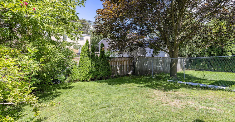 26 Magwood Court, Toronto, ON, M6S 2M5 - 9