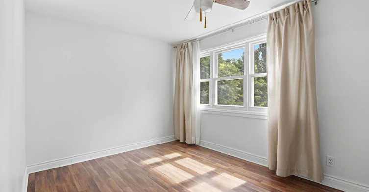 26 Magwood Court, Toronto, ON, M6S 2M5 - 14