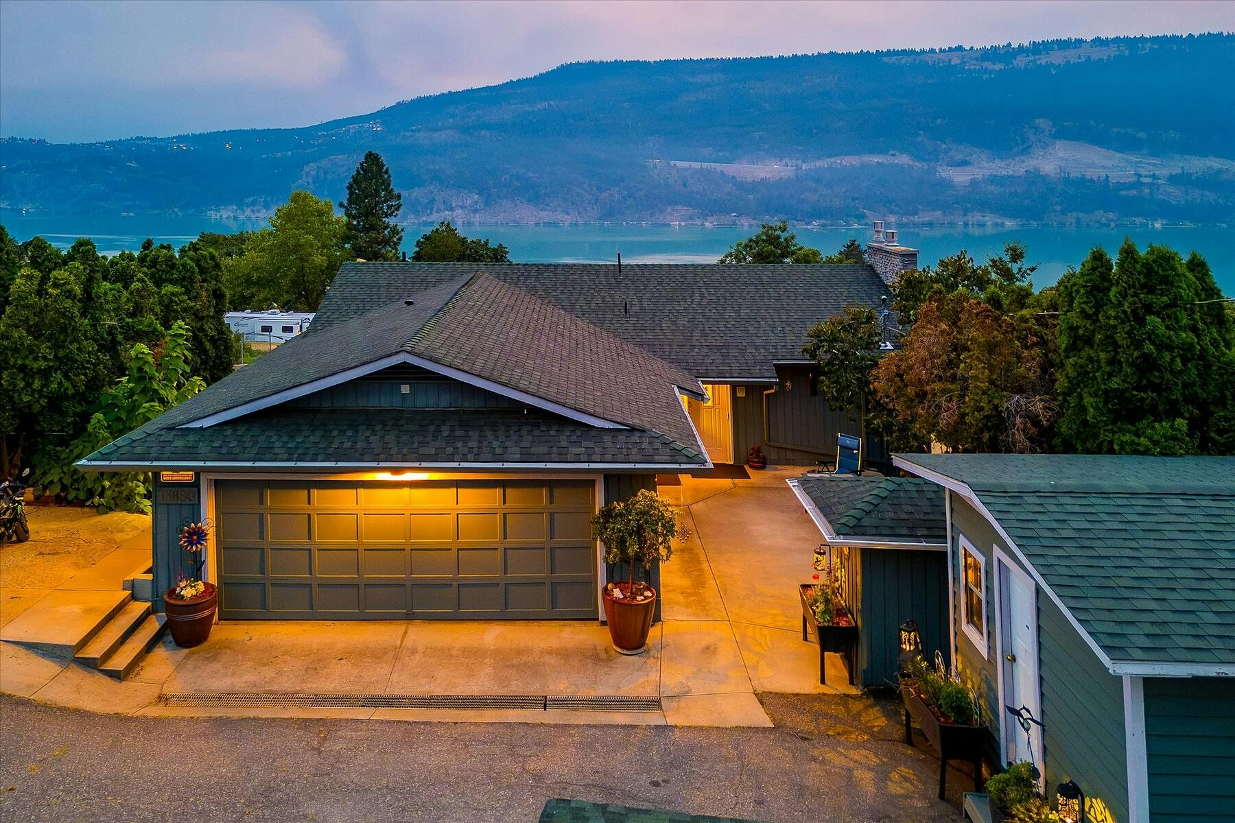 13890 Oyama Road, Lake Country, BC, V4V 2B2