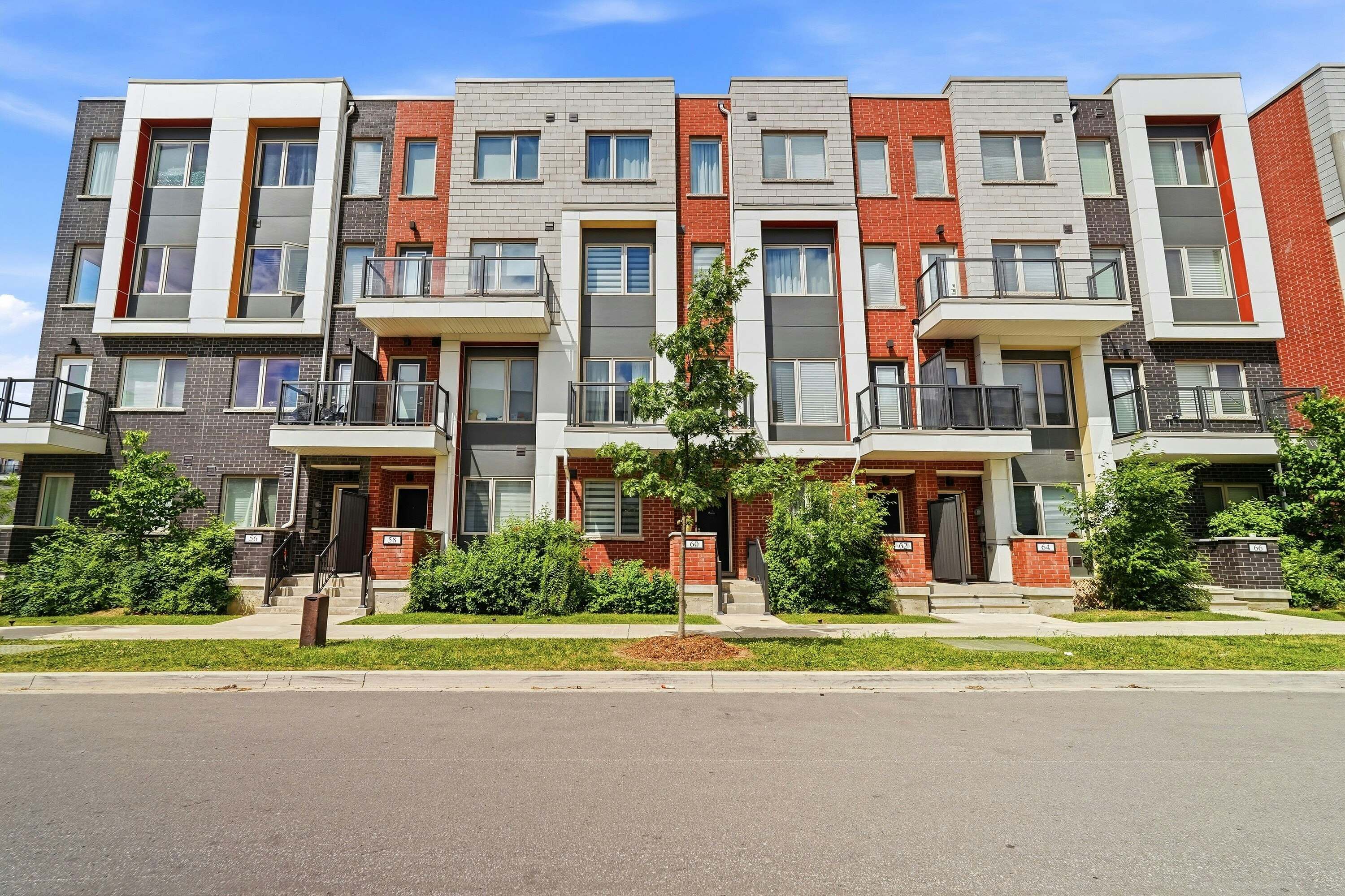 60 William Duncan Road, Toronto, ON, M3K 0C5