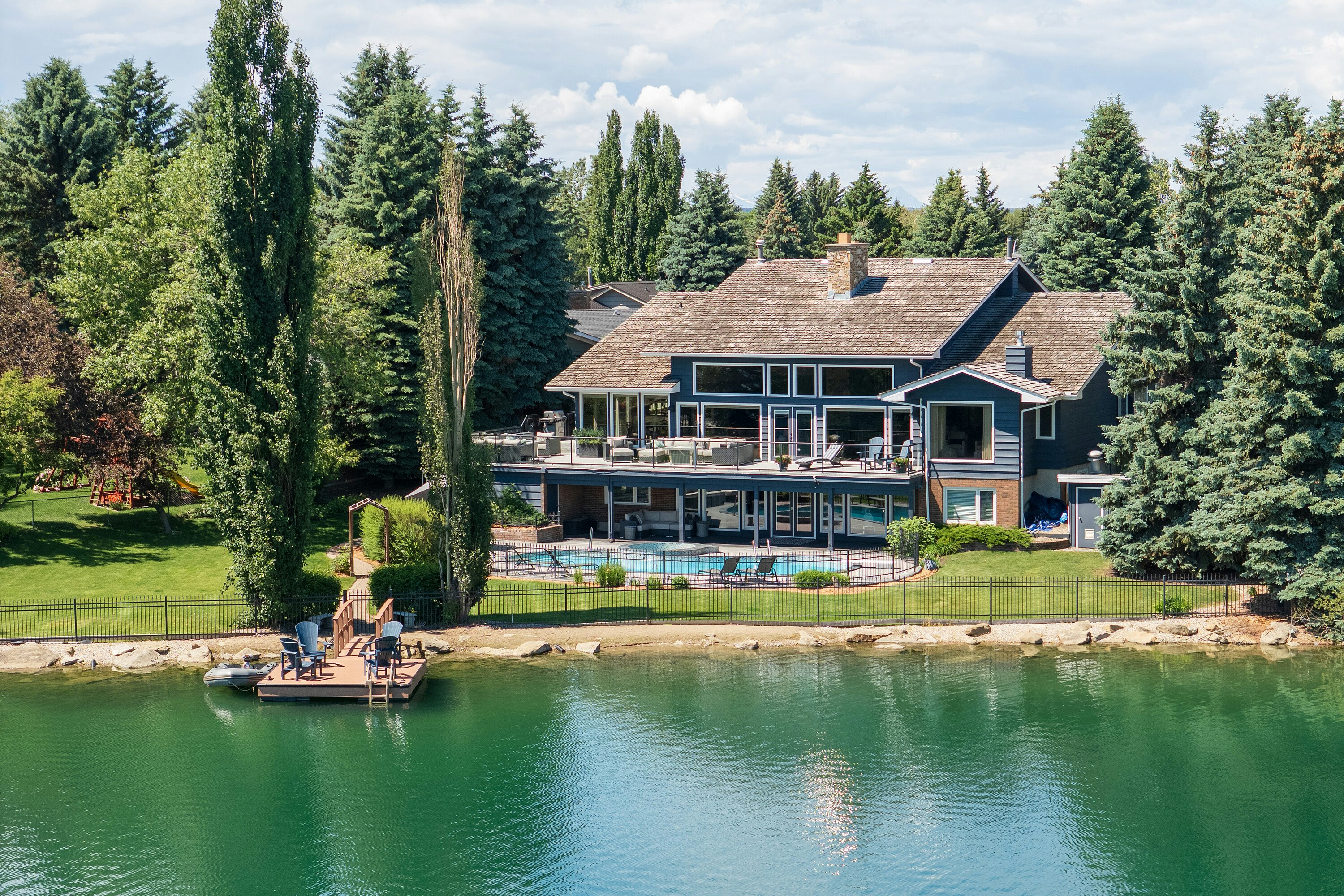 120 Lake Placid Green SE, Calgary, AB, T2J 5V8