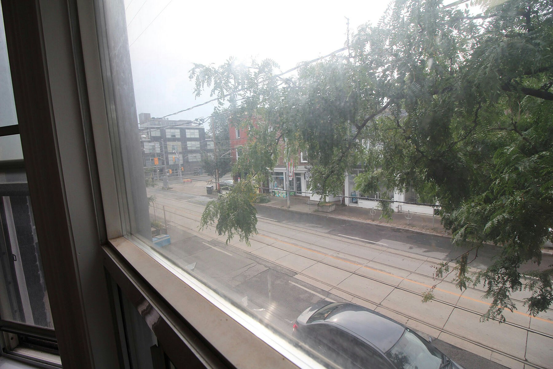 1026 Queen St Upper, Toronto, ON, M4M 1K4 - 13