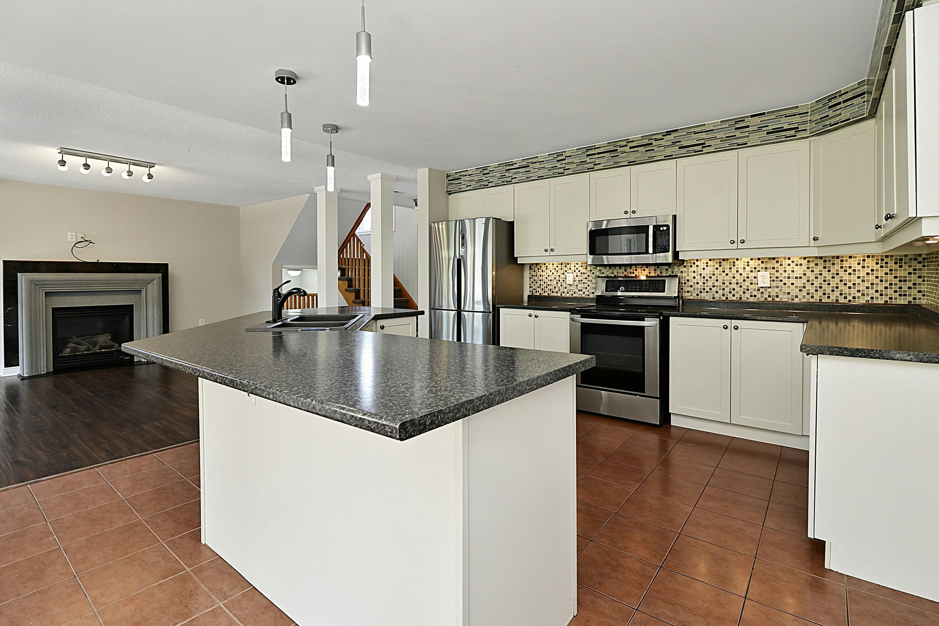 28 Barrington Trail E, Collingwood, ON, L9Y 0G1 - 20