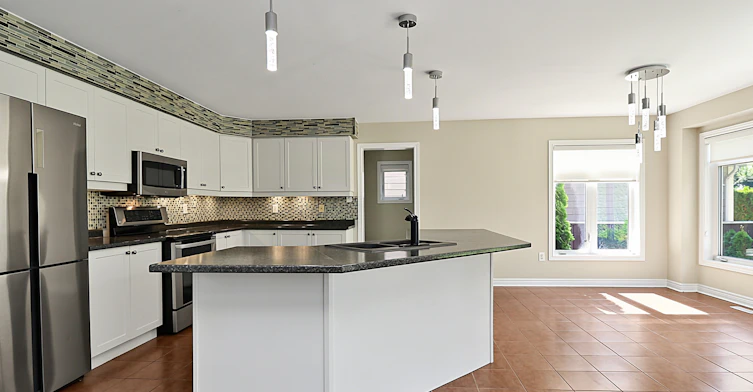 28 Barrington Trail E, Collingwood, ON, L9Y 0G1 - 17